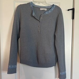 Artisan Ny Women's gray Knit Top with blue ribbon trim and  Button Detail
